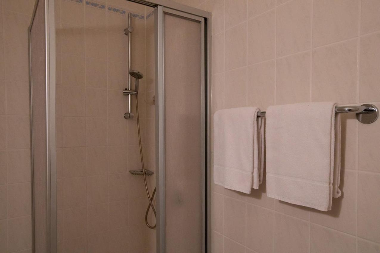 Hotel Dolgesheim Экстерьер фото